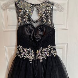 EUC! May Queen Size 4 Black Jewel / Sequin Tulle Party Dress Short Homecoming